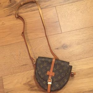 Louis Vuitton purse!!